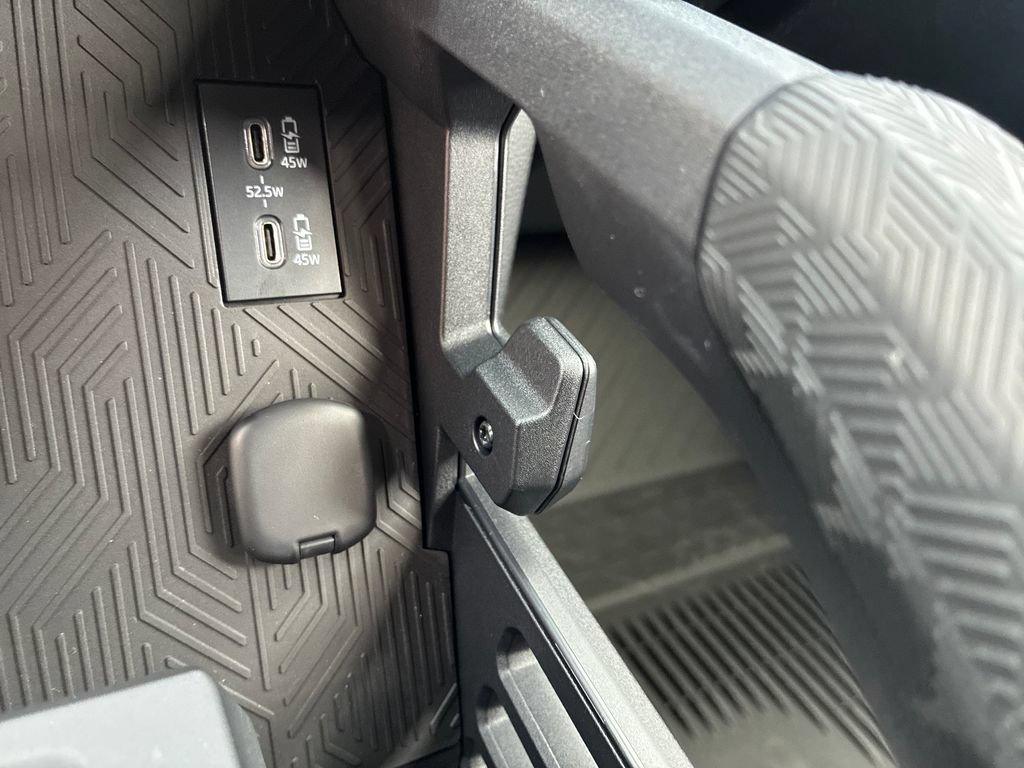 New 2026 Toyota 4Runner SR5 AWD/4WD image 33