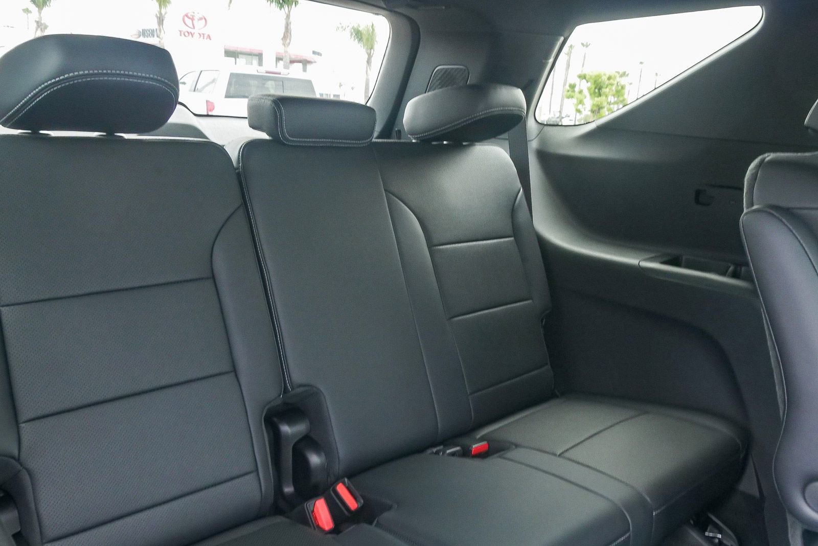 New 2026 Chevrolet Traverse LT w/ Driver Confidence Package FWD image 18