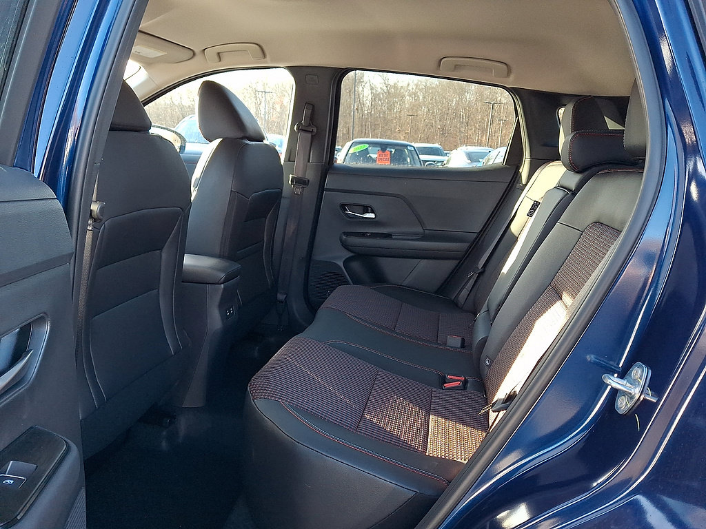 New 2026 Nissan Kicks SR w/ Cold Weather Package AWD/4WD image 5