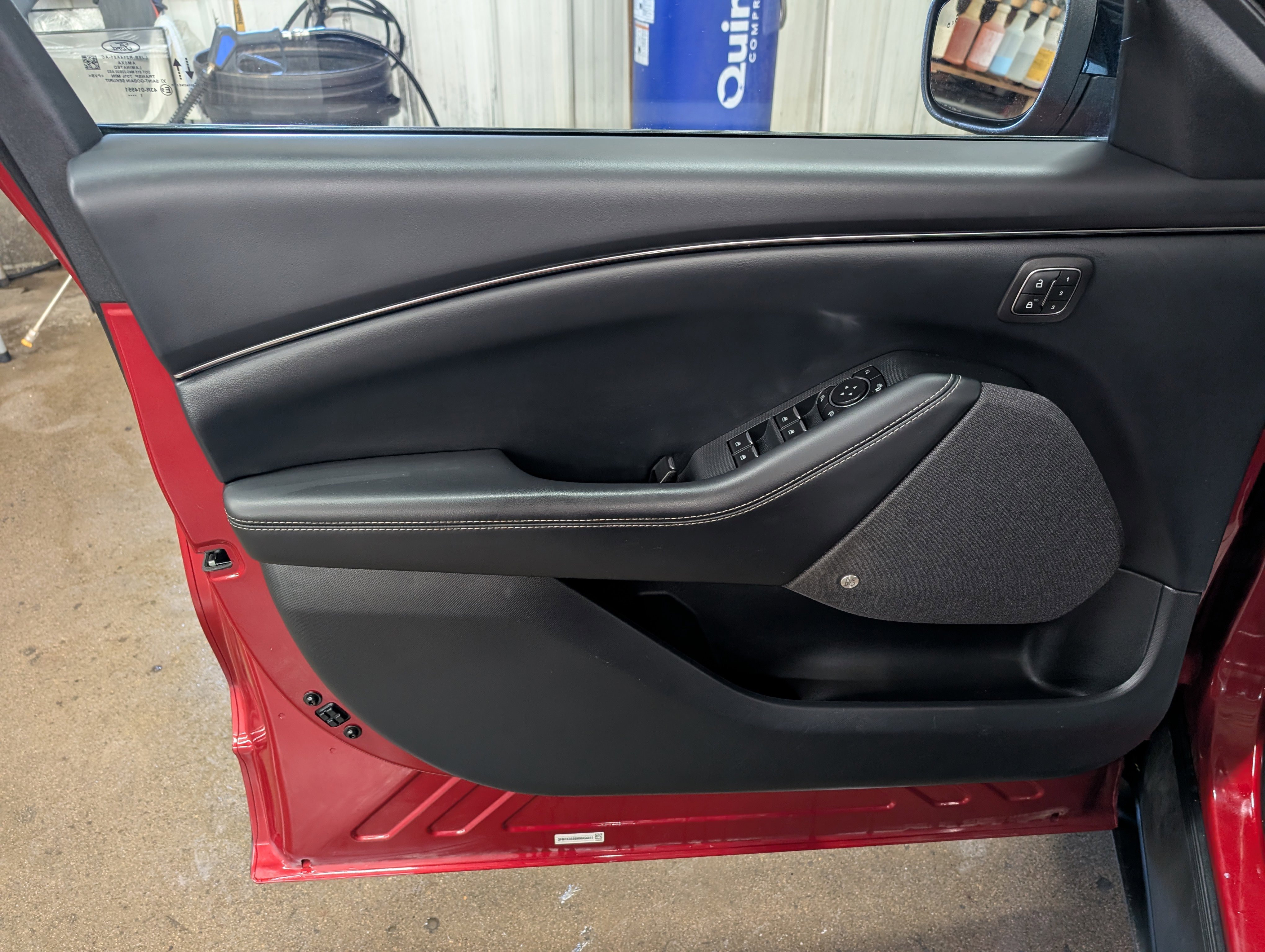 Used 2021 Ford Mustang Mach-E Premium image 14