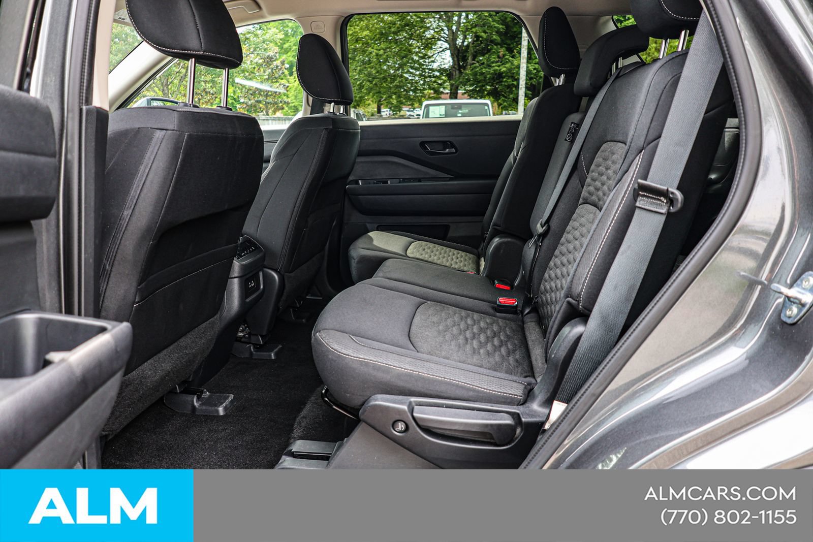 Used 2025 Nissan Pathfinder SV AWD/4WD image 19