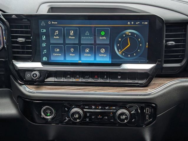 Used 2023 Chevrolet Silverado 1500 RST w/ Protection Package AWD/4WD image 15