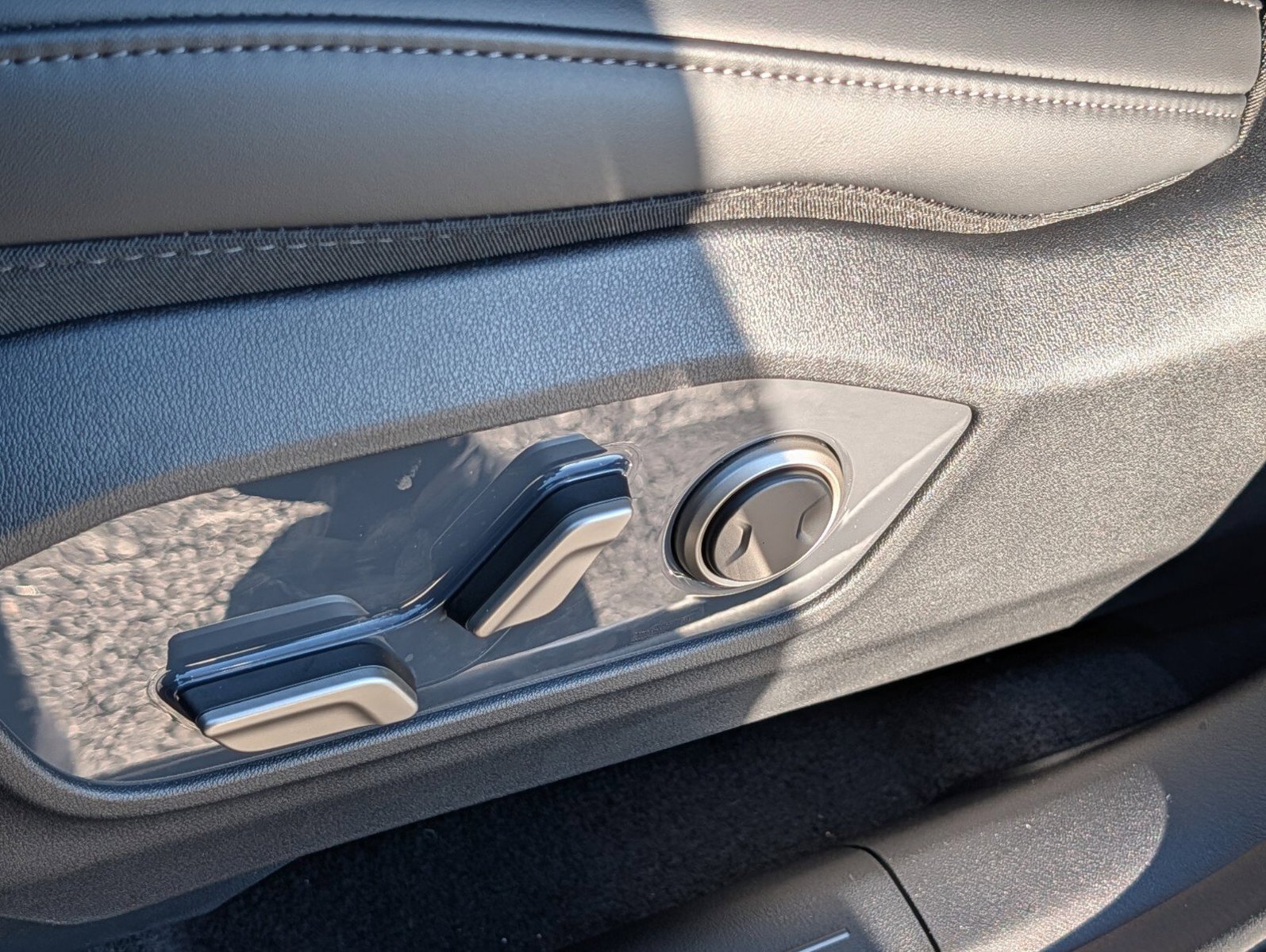 New 2027 Kia Telluride S FWD image 24