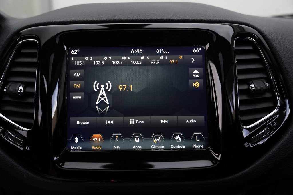 Used 2018 Jeep Compass Limited w/ Navigation Group image 51