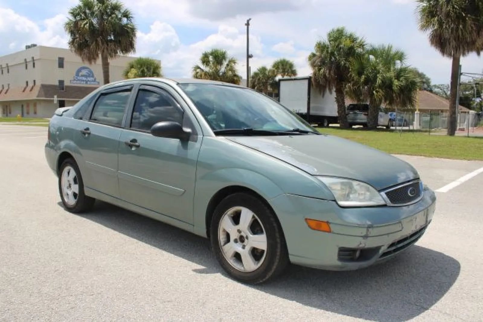 Used 2005 Ford Focus S FWD image 19
