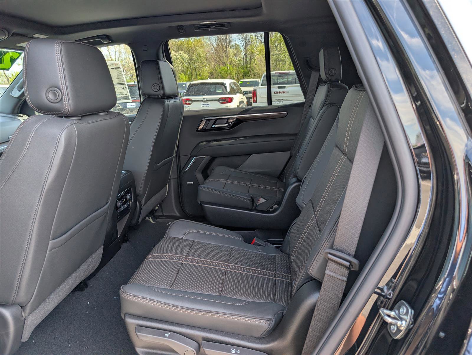 New 2026 Chevrolet Tahoe High Country w/ Sun And Tow Package image 13