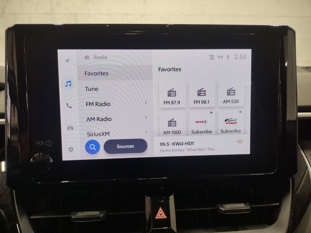 Used 2023 Toyota Corolla LE image 26