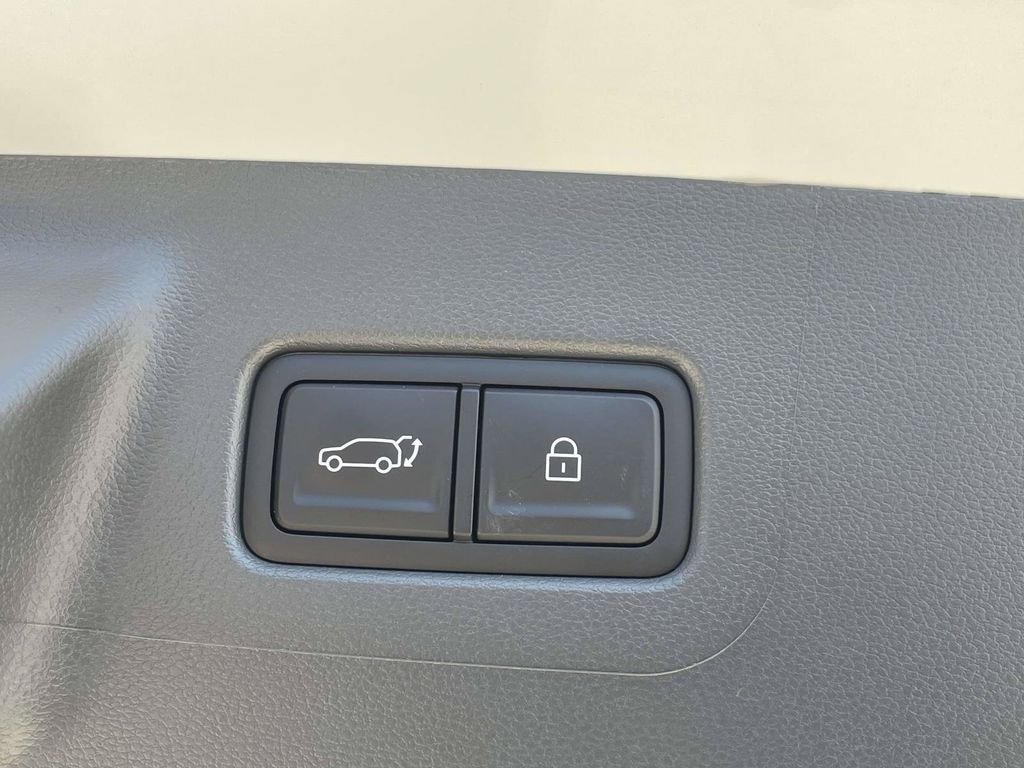 New 2027 Hyundai Santa Fe SEL FWD image 12