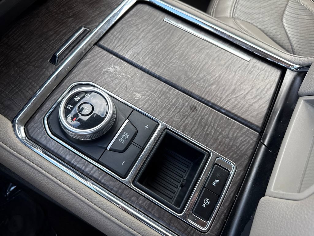 Used 2021 Ford Expedition Max Limited image 26