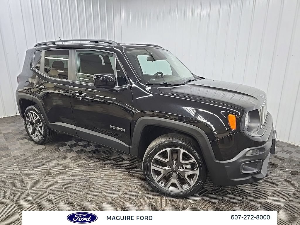 Used 2016 Jeep Renegade Latitude w/ Cold Weather Group AWD/4WD image 9