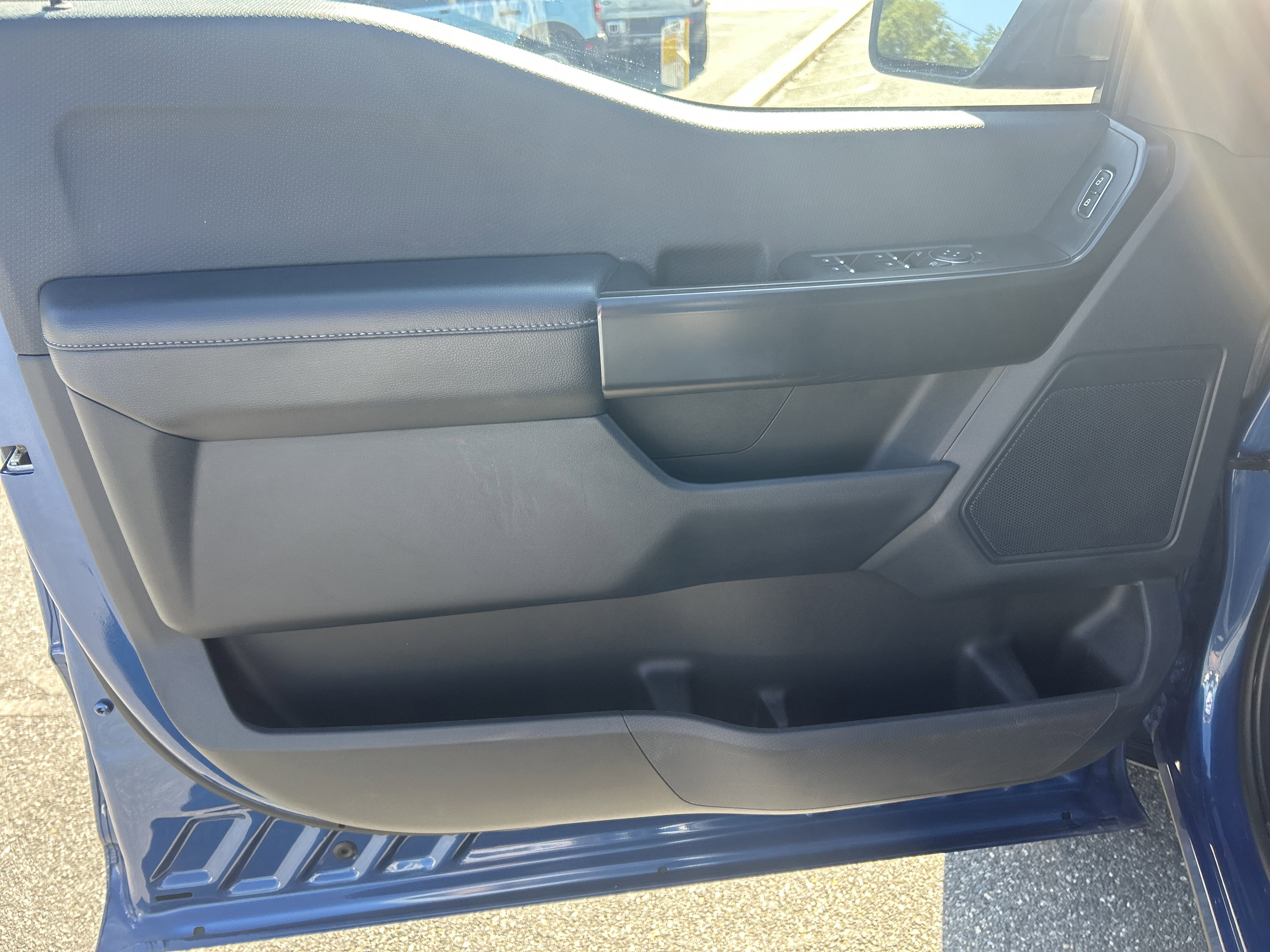 Used 2022 Ford F150 XL w/ STX Appearance Package AWD/4WD image 13