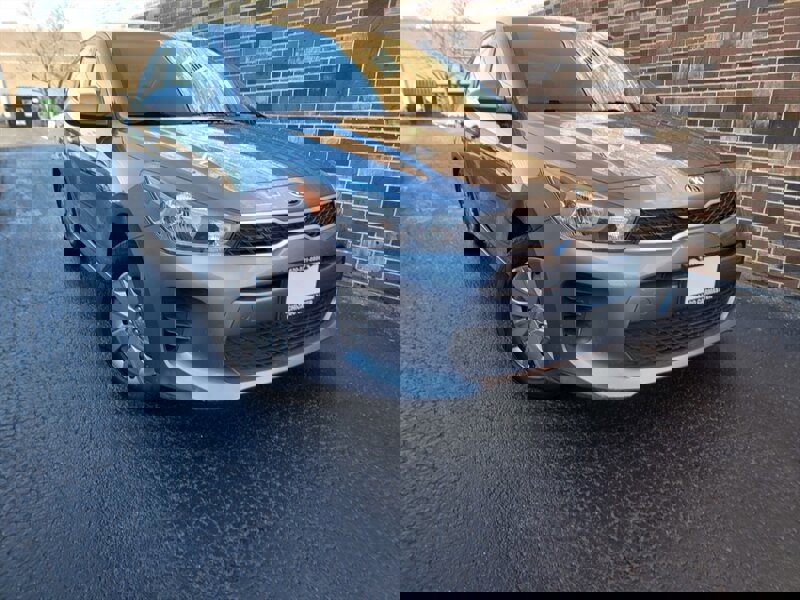 Used 2019 Kia Rio S image 3