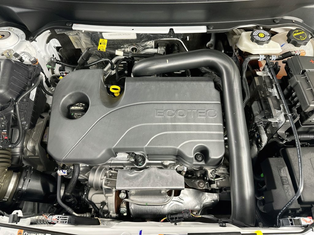 Used 2024 Chevrolet Equinox LS w/ LS Convenience Package FWD image 31