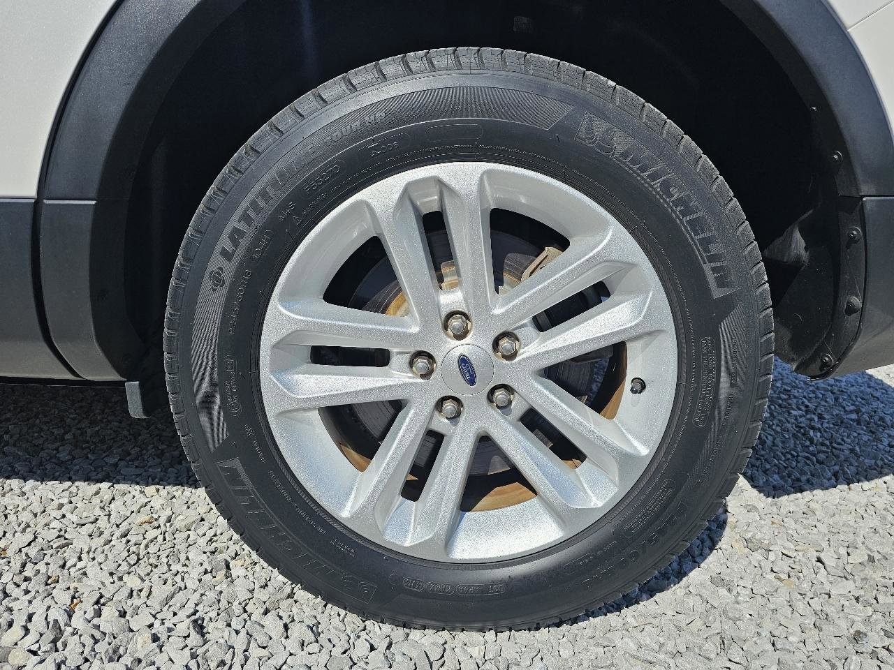Used 2014 Ford Explorer XLT FWD image 70