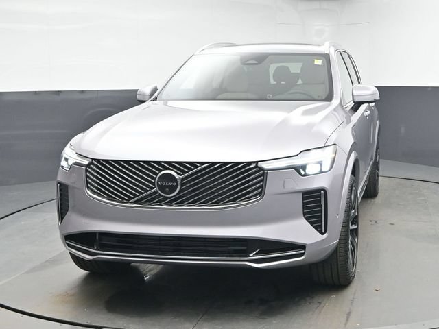 New 2026 Volvo XC90 T8 Plus w/ Protection Package Premier AWD/4WD image 3