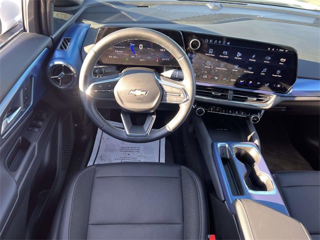 Used 2025 Chevrolet Equinox EV LT w/ Convenience Package image 13