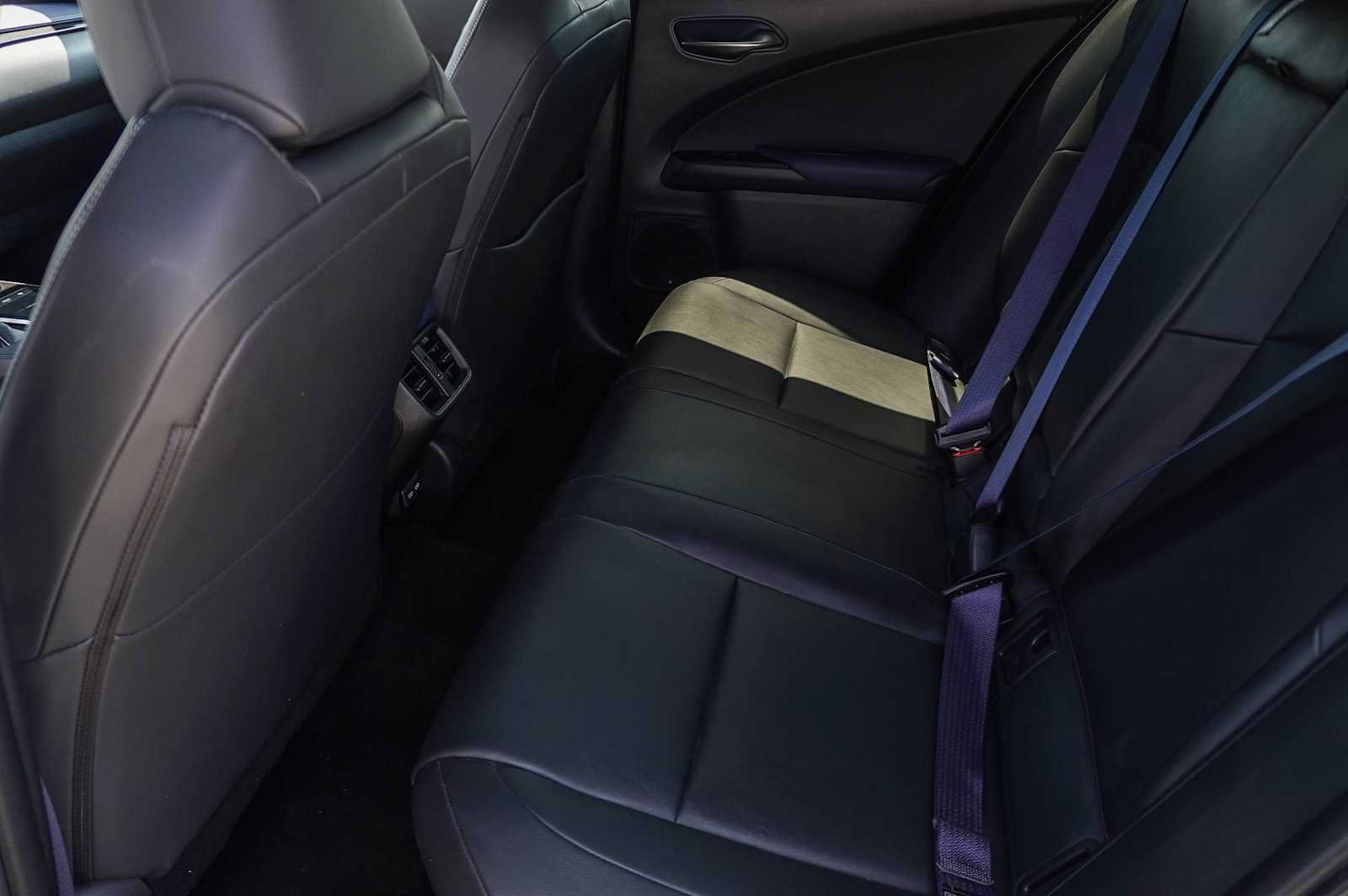 Used 2021 Lexus UX 250h w/ Premium Package AWD/4WD image 22