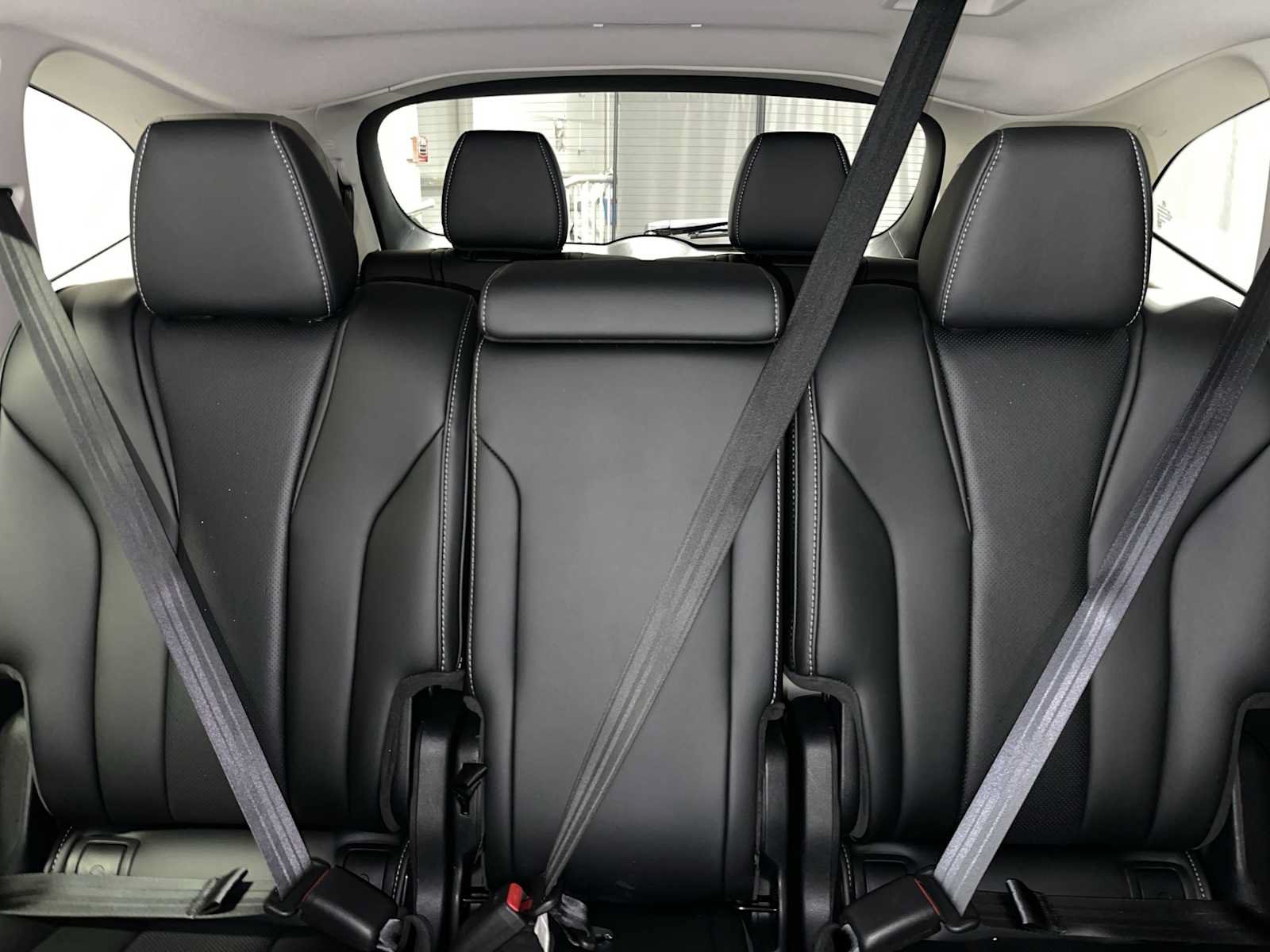 Used 2024 Acura MDX SH-AWD w/ Technology Package image 22