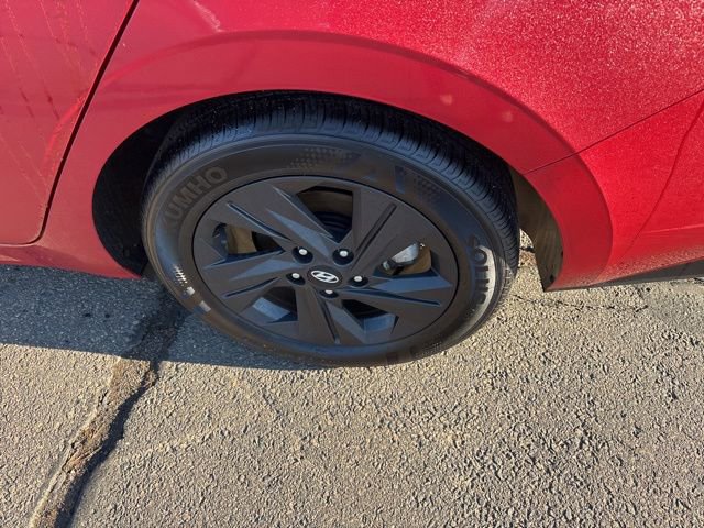 Certified 2023 Hyundai Elantra SEL w/ Cargo Package image 31