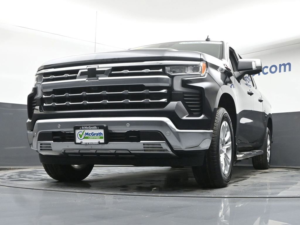 Used 2022 Chevrolet Silverado 1500 LTZ w/ LTZ Convenience Package II image 6
