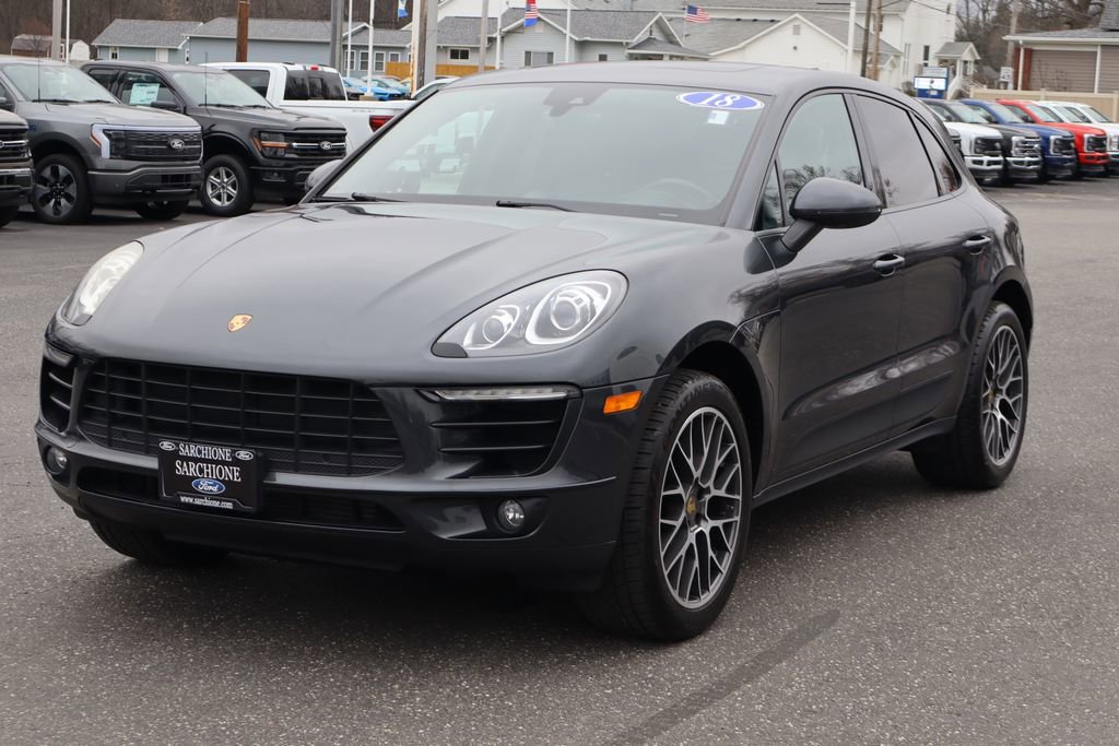 Used 2018 Porsche Macan Sport Edition w/ Driver Memory Package image 13
