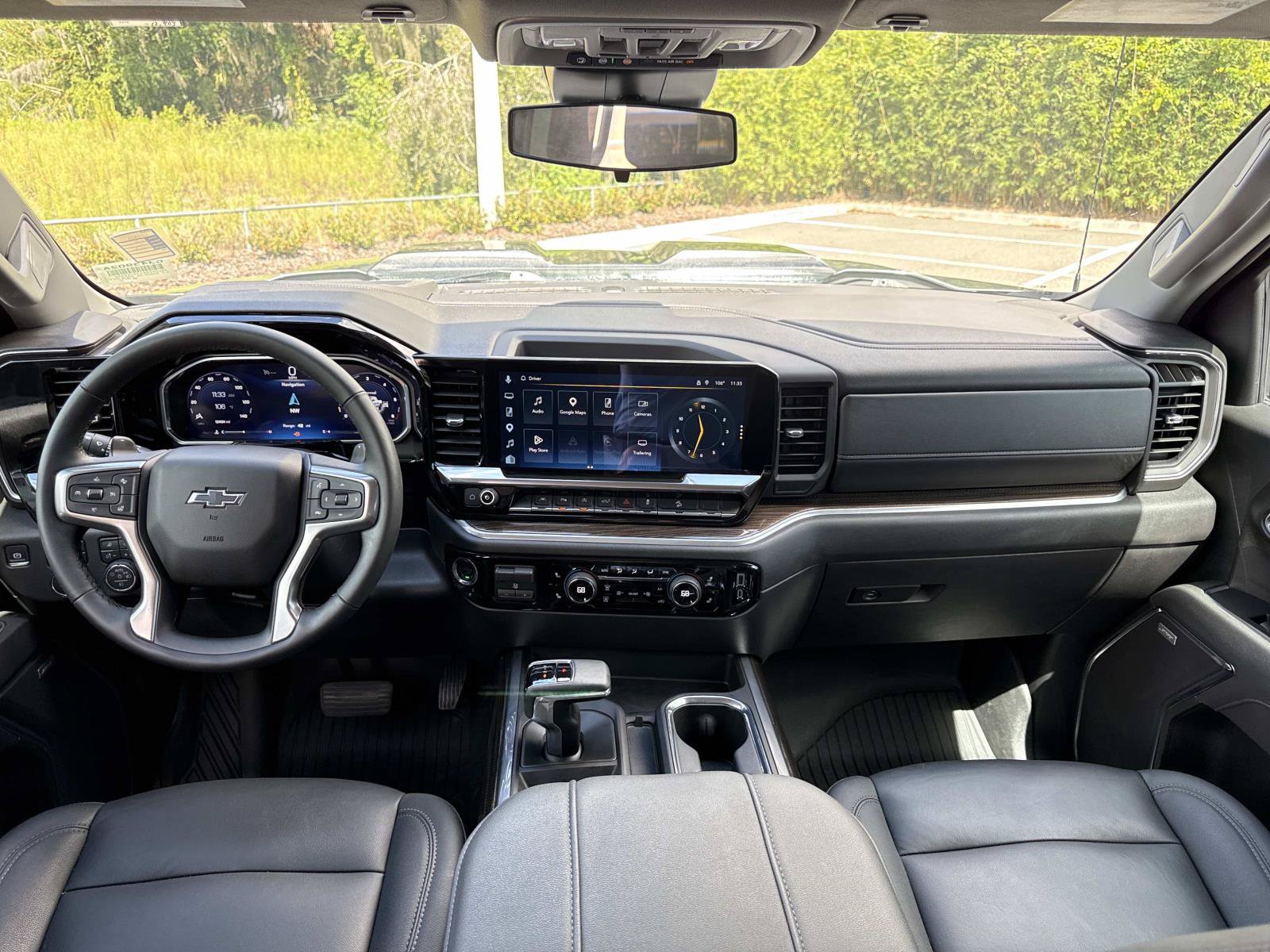 Used 2026 Chevrolet Silverado 1500 LT Trail Boss w/ LT Trail Boss Premium Package AWD/4WD image 12