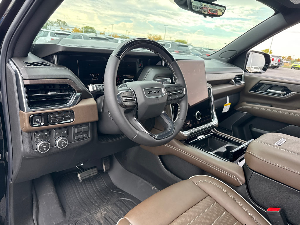 New 2026 GMC Yukon Denali Ultimate AWD/4WD image 19