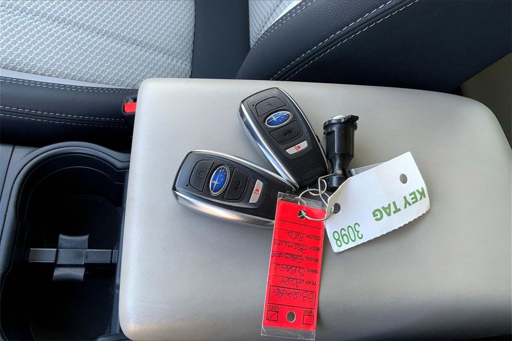 Used 2024 Subaru Forester Premium image 35