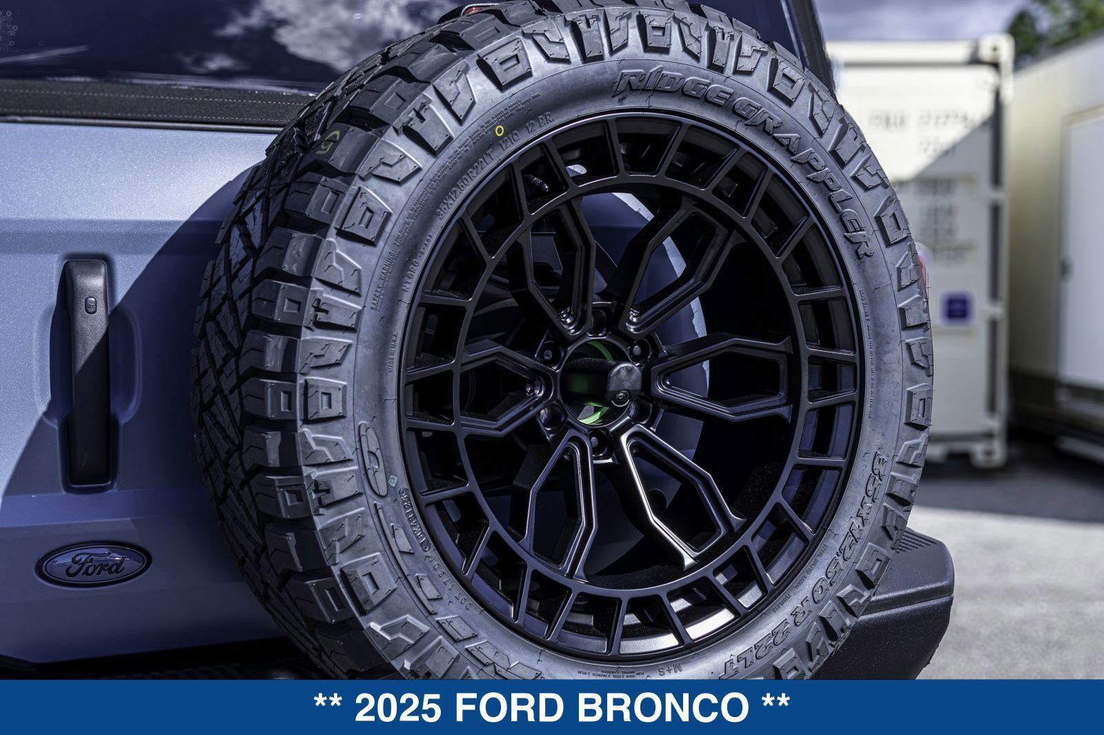 Used 2025 Ford Bronco Badlands AWD/4WD image 31