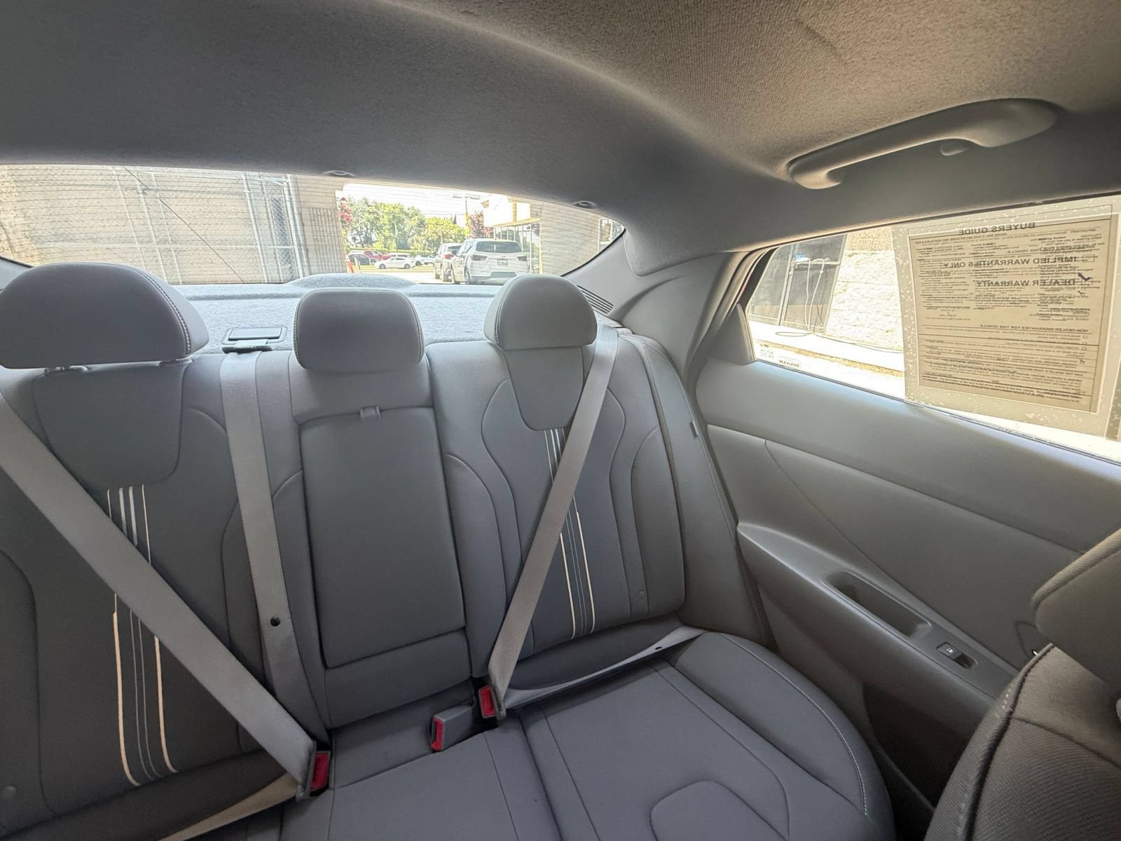 Used 2025 Hyundai Elantra SEL FWD image 38
