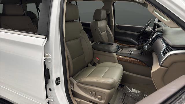 Used 2020 Chevrolet Suburban Premier AWD/4WD image 21