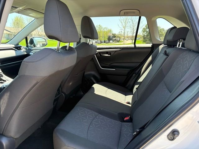 Used 2025 Toyota RAV4 XLE image 19