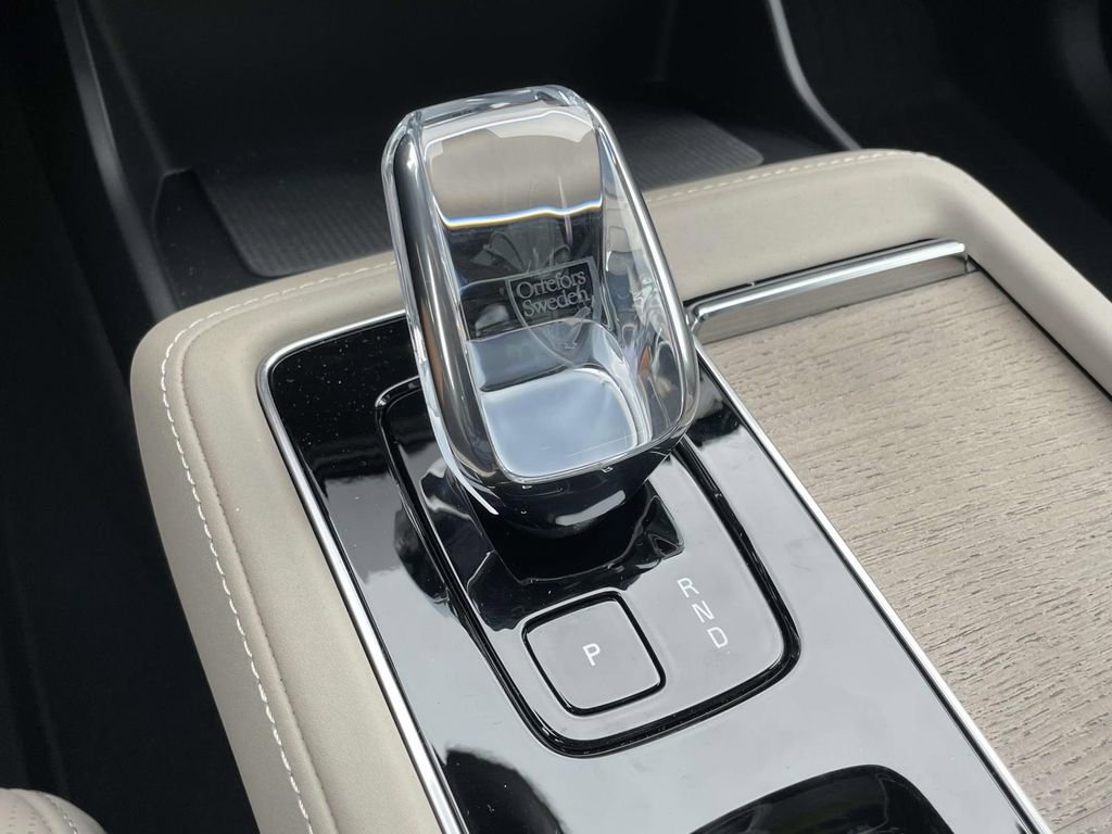 New 2026 Volvo XC90 B6 Ultra w/ Protection Package Premier image 22