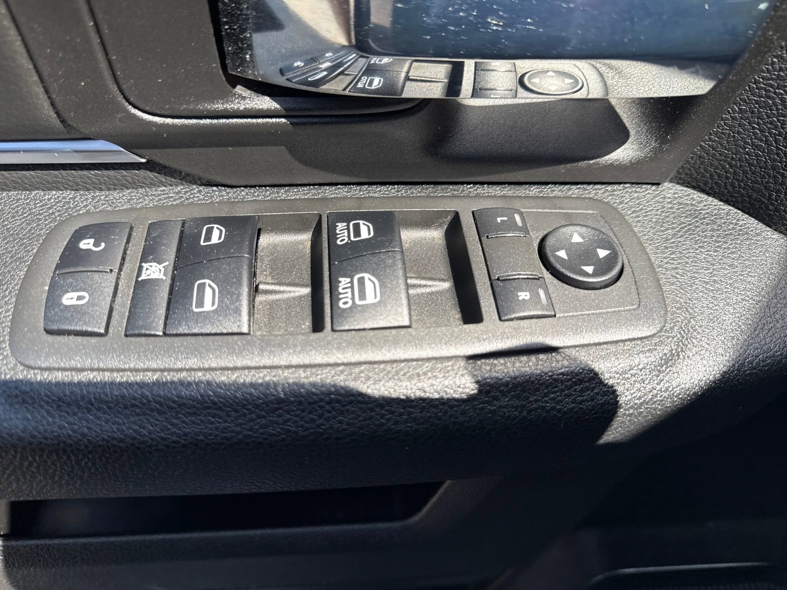 Used 2022 RAM 1500 Classic Warlock w/ Electronics Group AWD/4WD image 11