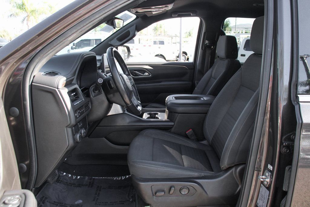 Used 2021 Chevrolet Suburban LS w/ Driver Alert Package image 17