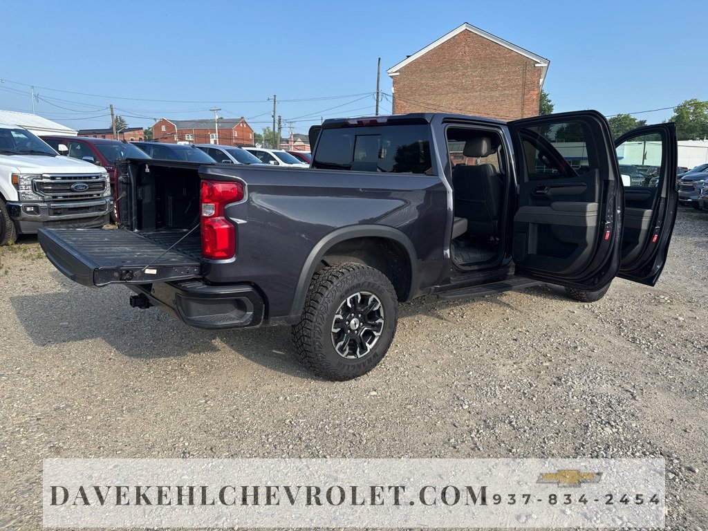 Used 2023 Chevrolet Silverado 1500 ZR2 image 36