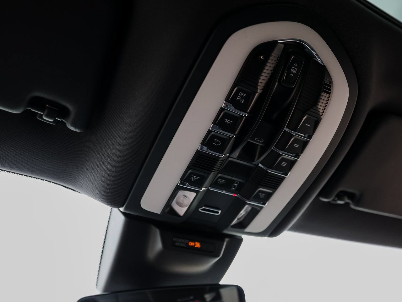 Certified 2026 Porsche Macan S AWD/4WD image 21