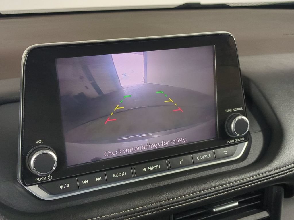 Used 2023 Nissan Rogue SV FWD image 24