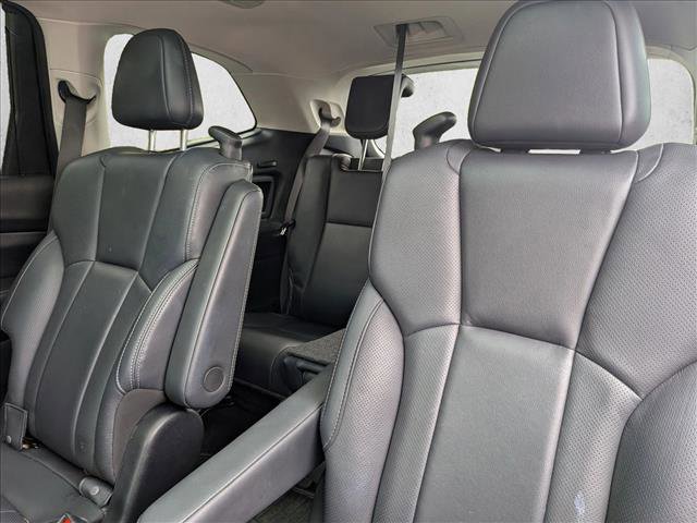 Used 2019 Subaru Ascent Limited image 17