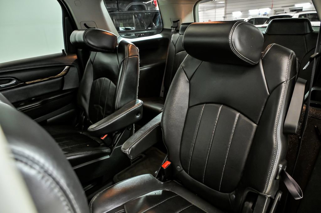 Used 2015 GMC Acadia Denali image 16