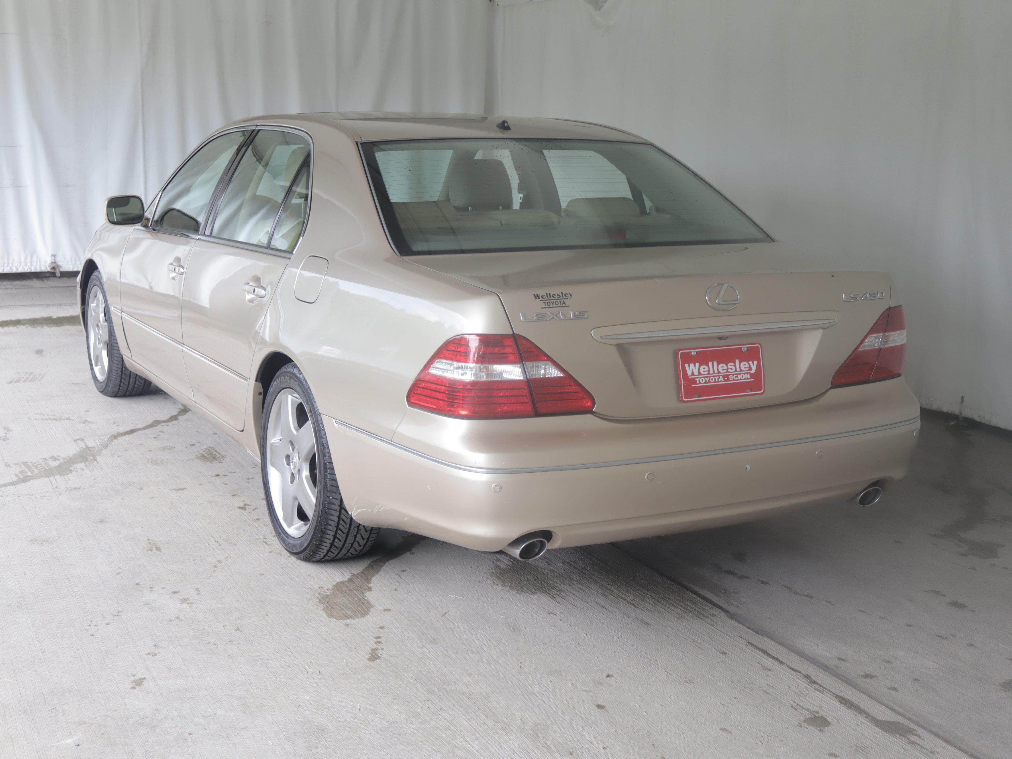 Used 2005 Lexus LS 430 RWD image 26