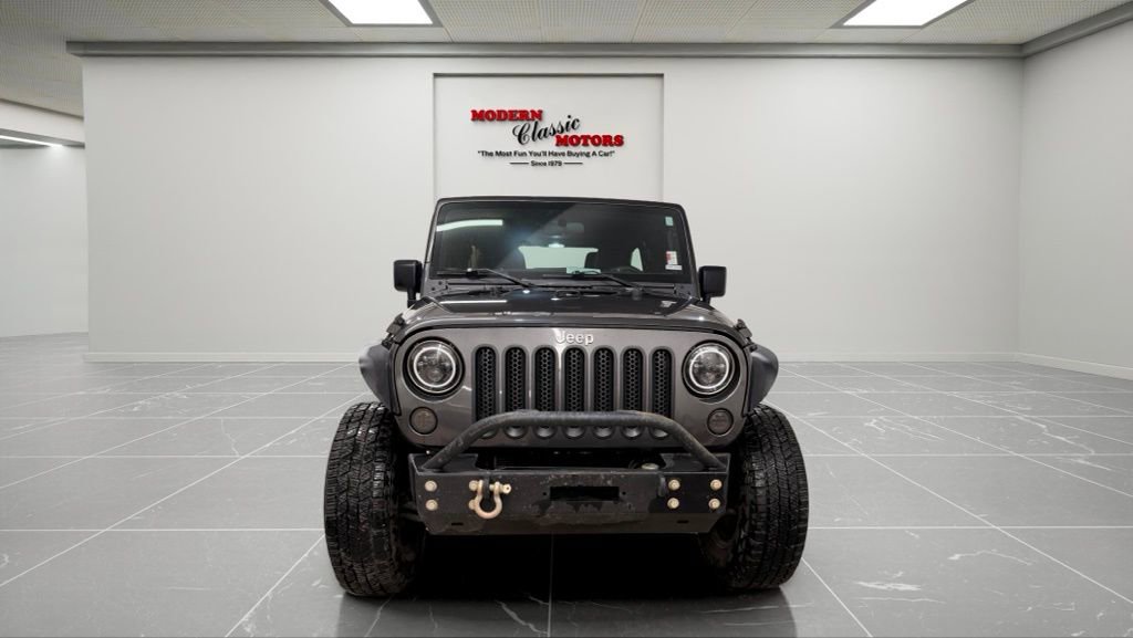 Used 2017 Jeep Wrangler Unlimited Sport image 2