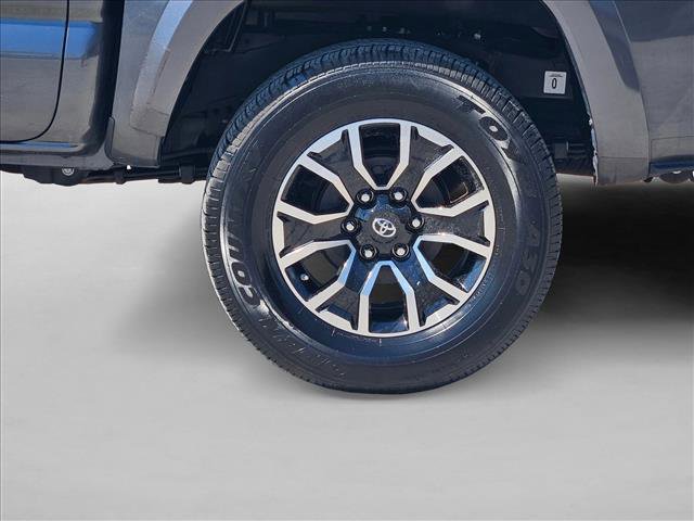Used 2020 Toyota Tacoma TRD Sport w/ Technology Package image 23