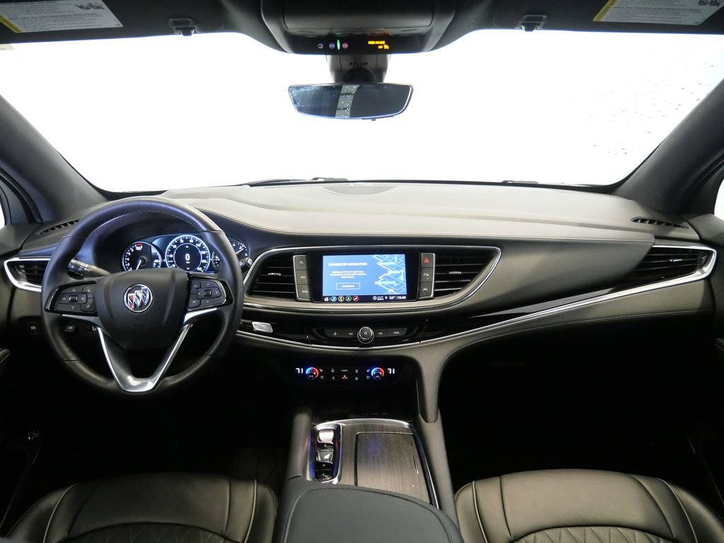 Used 2024 Buick Enclave Avenir w/ Avenir Technology Package AWD/4WD image 17