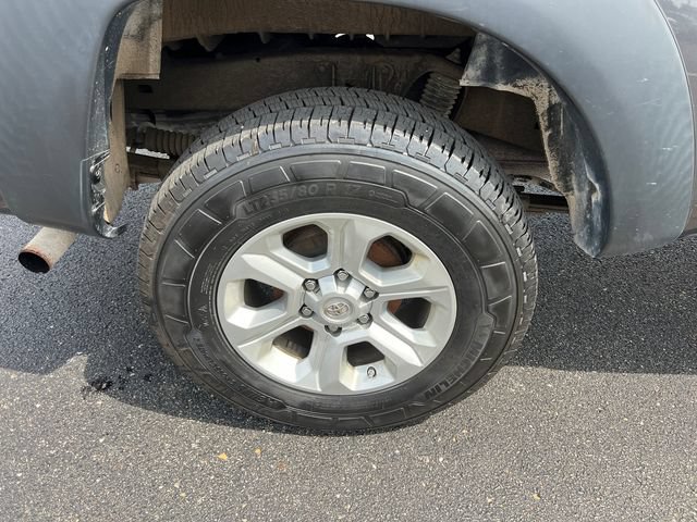 Used 2012 Toyota Tacoma 4x4 Access Cab image 9