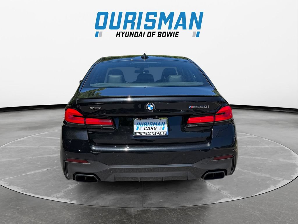Used 2022 BMW M550i xDrive AWD/4WD image 5