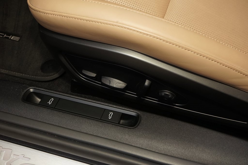 Used 2023 Porsche 911 Targa 4S image 30