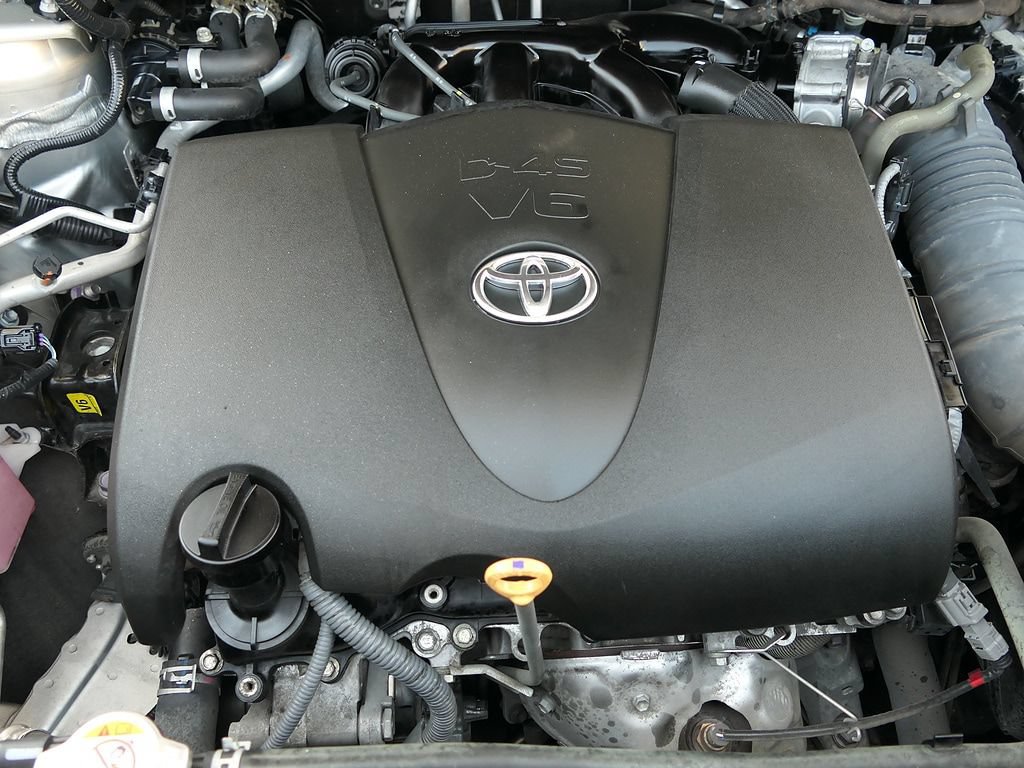 Used 2021 Toyota Highlander XLE FWD image 34