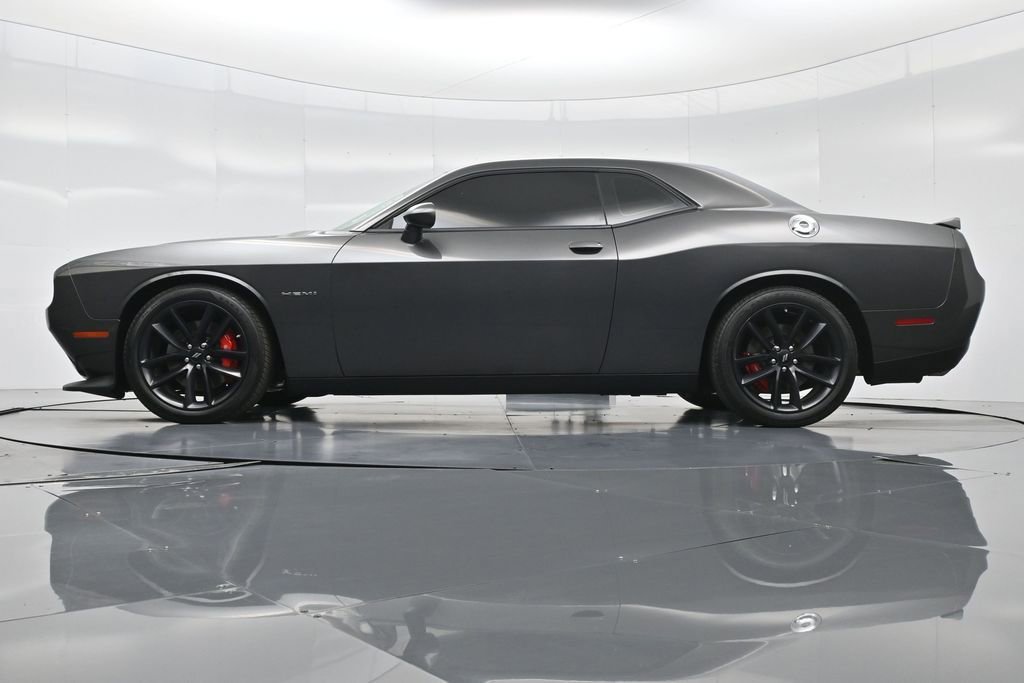 Used 2022 Dodge Challenger R/T w/ Performance Handling Group image 56