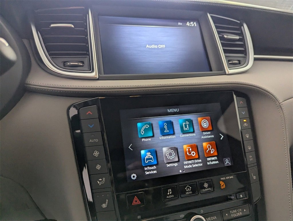 New 2025 INFINITI QX50 Luxe image 13